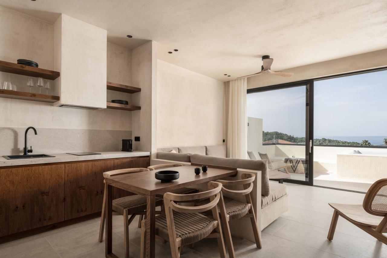 Aparthotel Seven Rocks Paliouri Zewnętrze zdjęcie