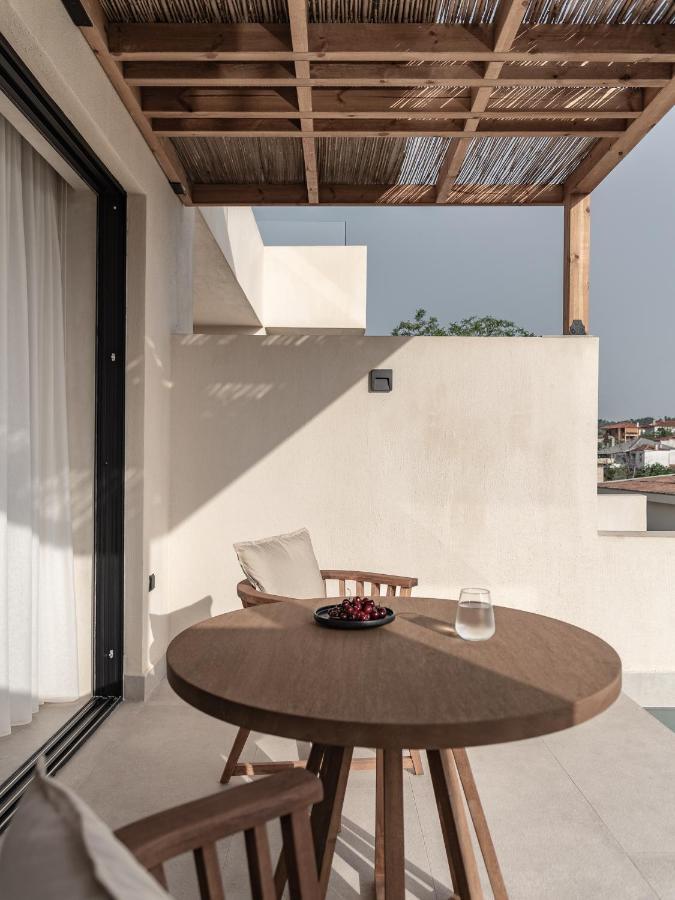 Aparthotel Seven Rocks Paliouri Zewnętrze zdjęcie